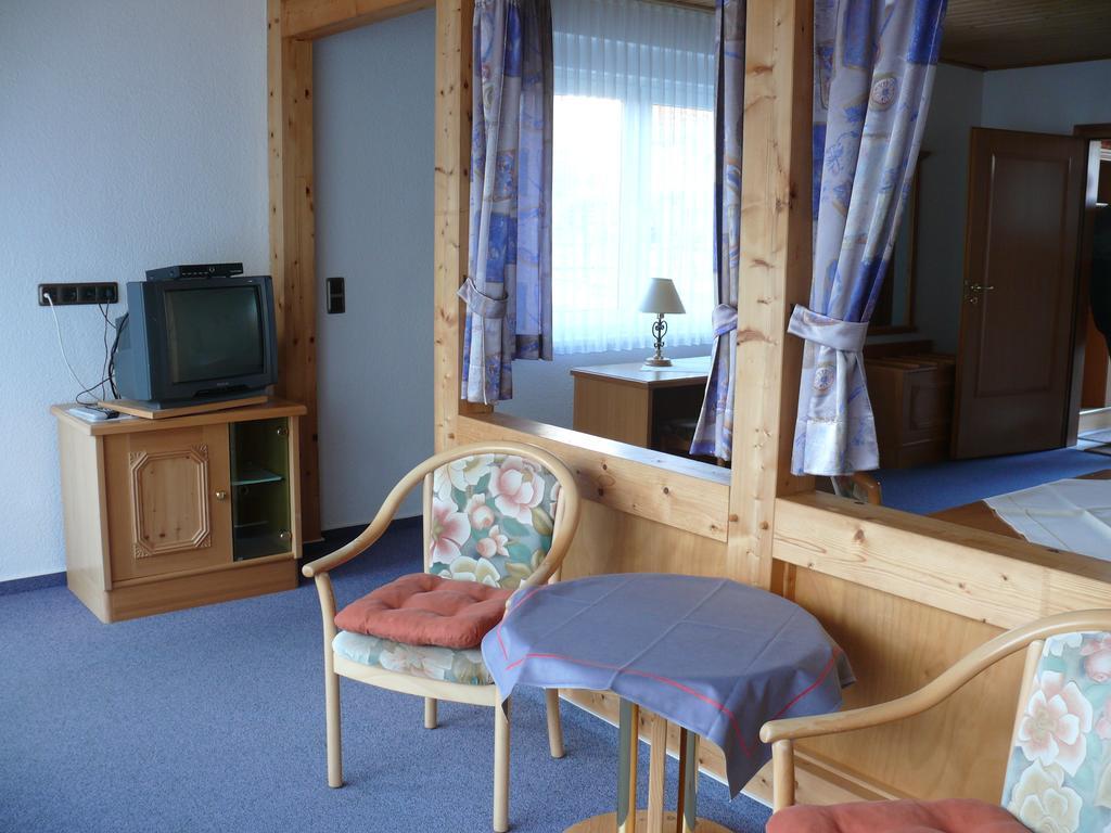 Waldhotel Dornröschenshöh * Hemfurth-Edersee