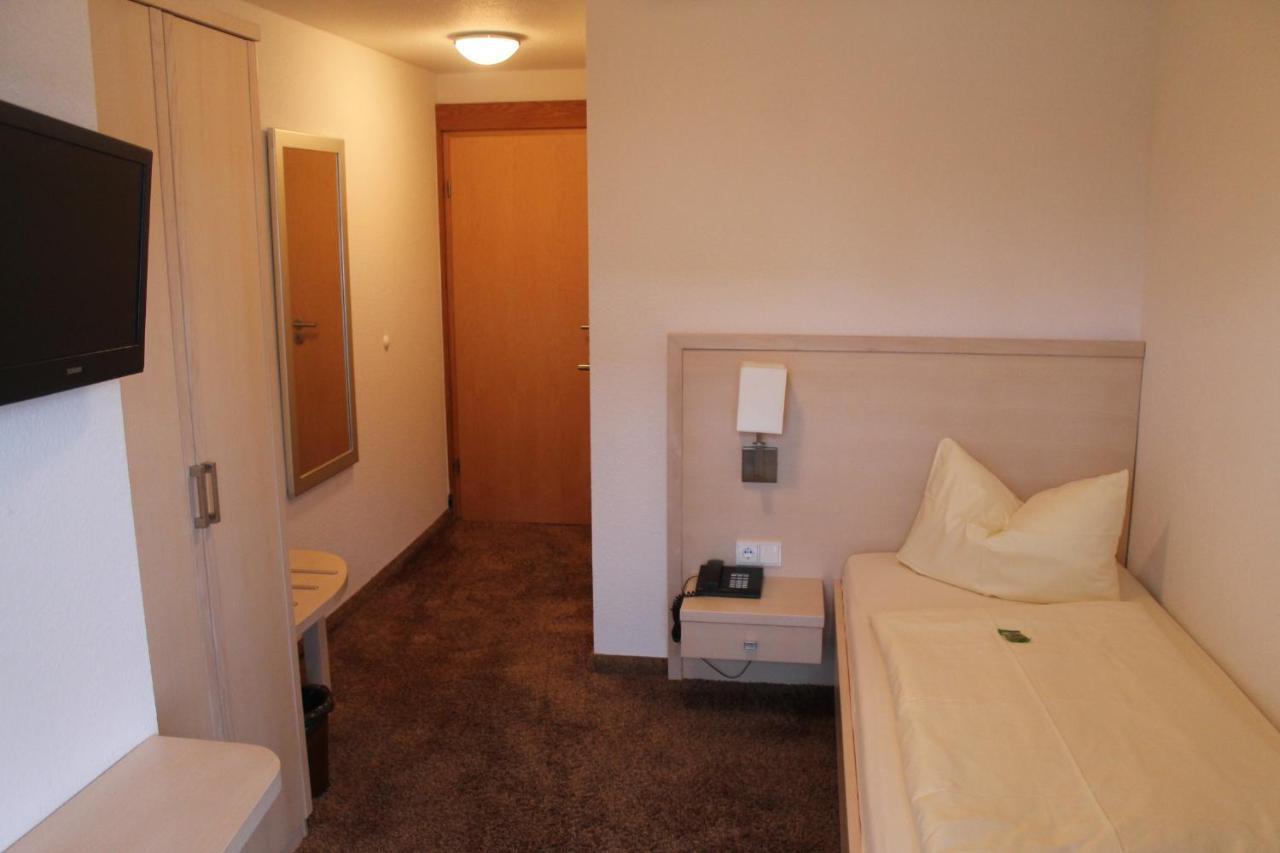 Waldhotel Dornroeschenshoeh Hotel Hemfurth-Edersee